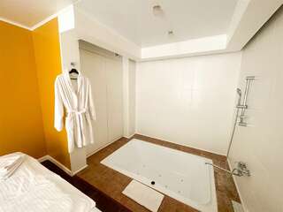 Гостиница Мини отель Палитра Уфа Sun Deluxe  c джакузи-8