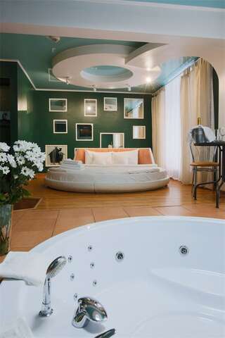Гостиница Мини отель Палитра Уфа Spa DeLuxe с джакузи-7