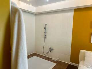 Гостиница Мини отель Палитра Уфа Sun Deluxe  c джакузи-9